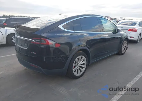 2016 Tesla Model X 75D/P100D/P90D z USA, uszkodzony, nr VIN 5YJXCBE46GFS00518
